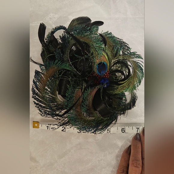 ❤️Stunning peacock feather facinator, brand new - Picture 6 of 8